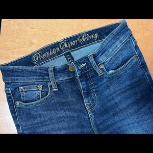 Gap Premium Super skinny size 0/24